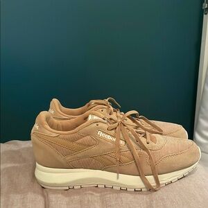 Reebok Tan Sneakers